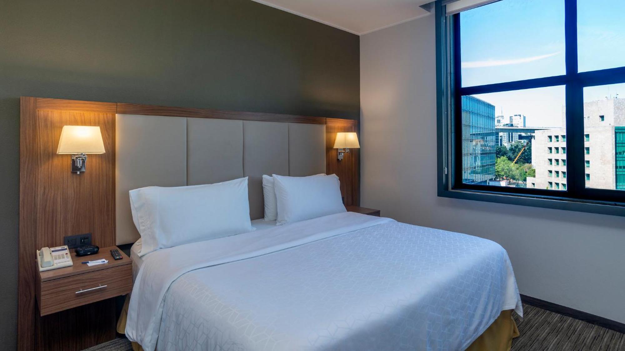 Holiday Inn Express Mexico Santa Fe By Ihg Buitenkant foto