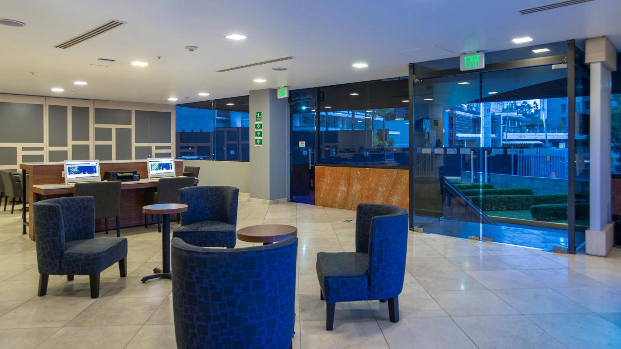 Holiday Inn Express Mexico Santa Fe By Ihg Buitenkant foto