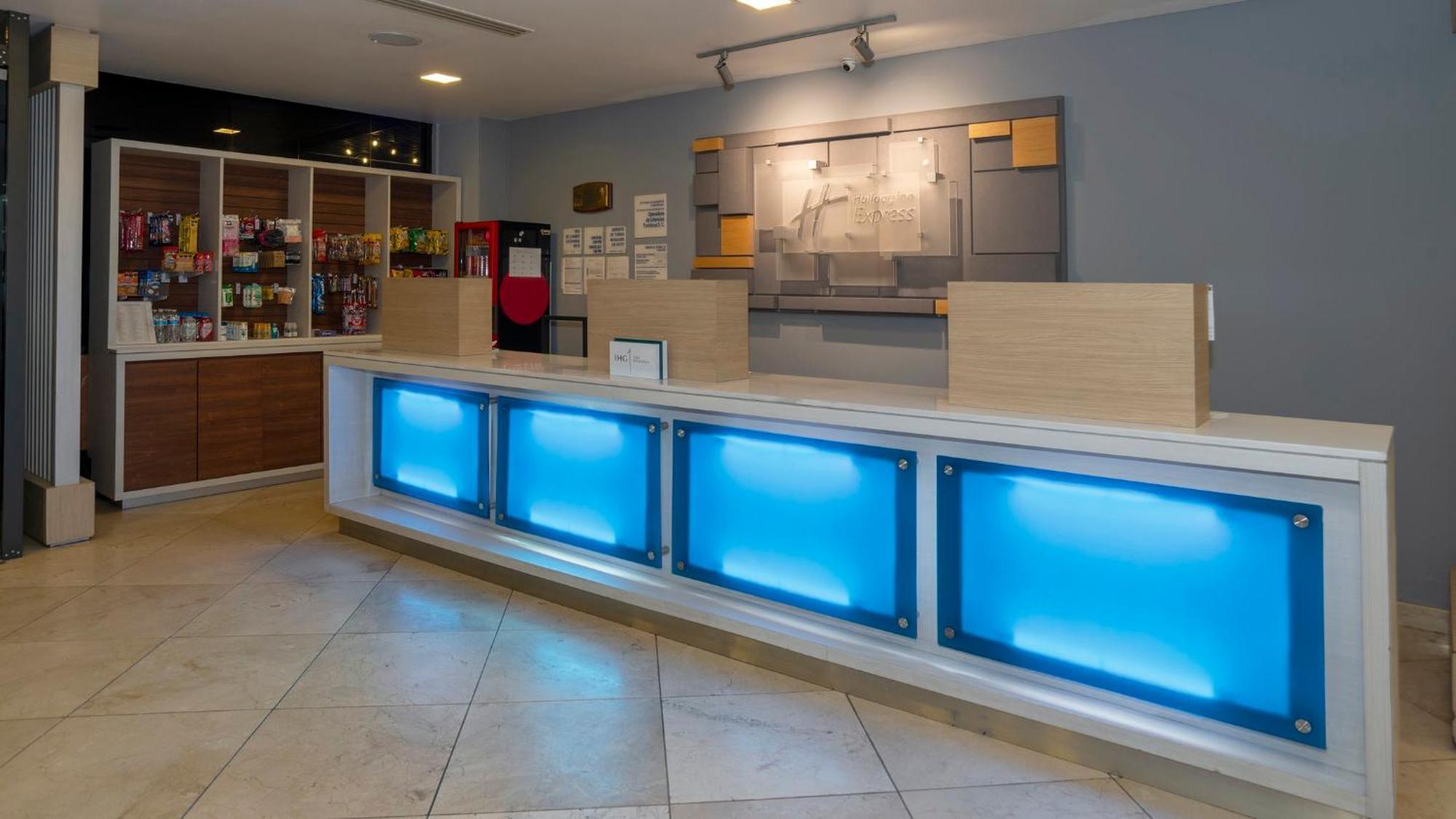 Holiday Inn Express Mexico Santa Fe By Ihg Buitenkant foto