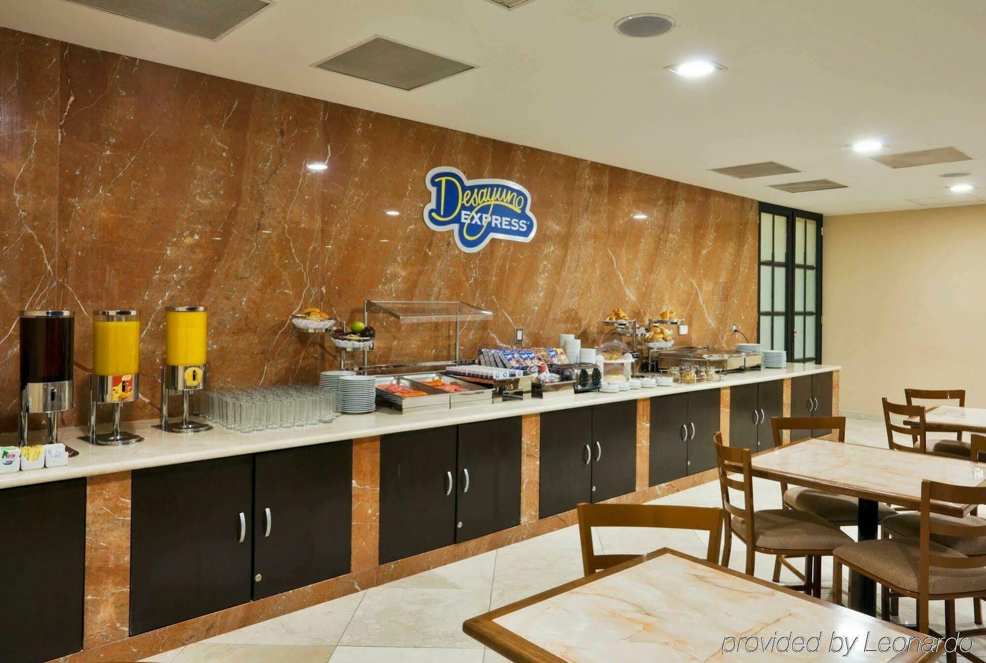Holiday Inn Express Mexico Santa Fe By Ihg Buitenkant foto
